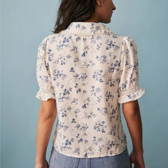 Rihoas / New w. tags / Small / Lace Spliced Pleated Floral Shirt - Picture 2 of 4